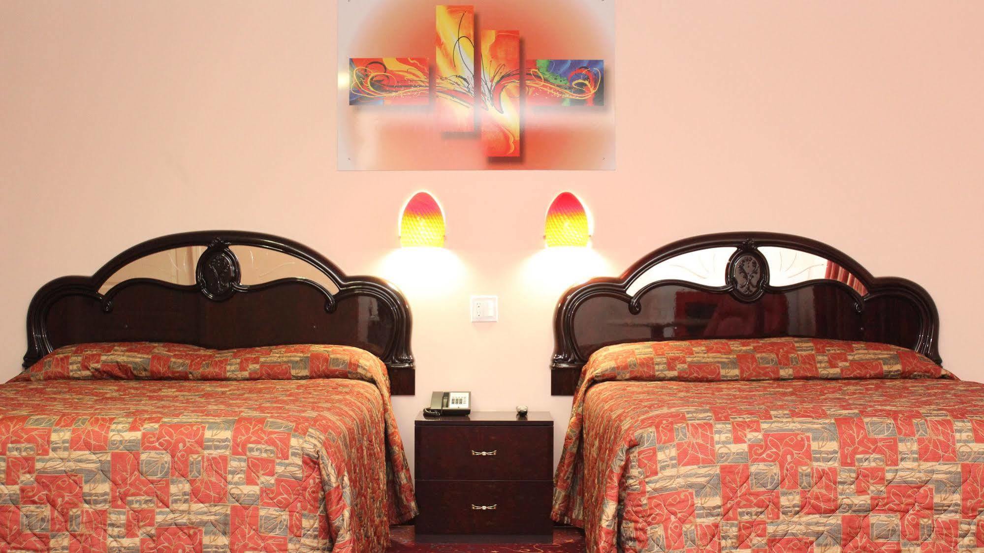 Crystal Star Inn Edmonton Airport With Free Shuttle To And From Airport ليدوك المظهر الخارجي الصورة