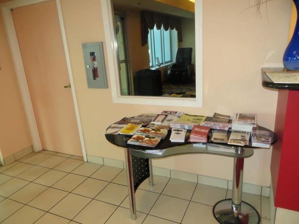 Crystal Star Inn Edmonton Airport With Free Shuttle To And From Airport ليدوك المظهر الخارجي الصورة