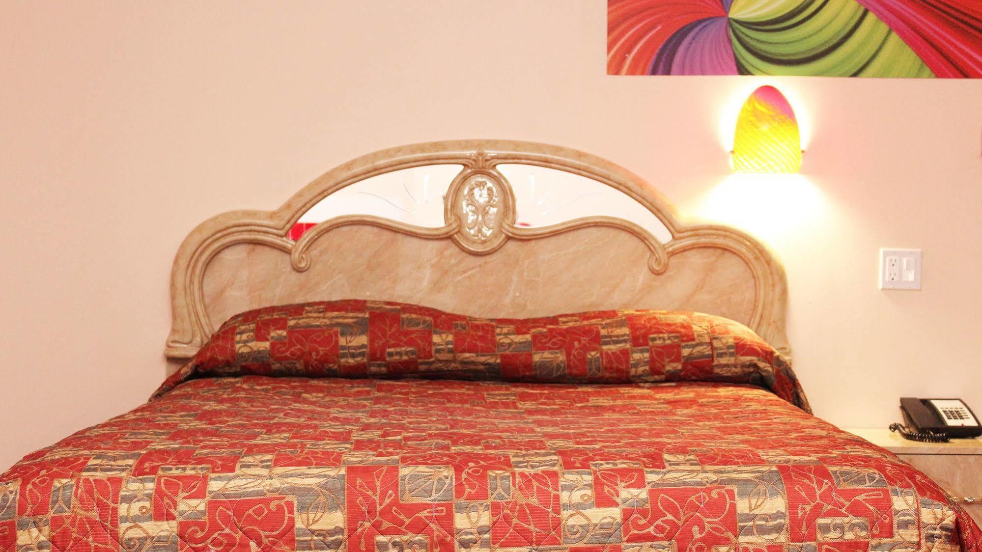 Crystal Star Inn Edmonton Airport With Free Shuttle To And From Airport ليدوك المظهر الخارجي الصورة